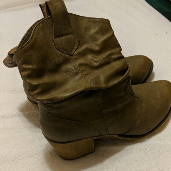 Wet Seal Ankle Cowboy Boots - Picture 2 of 3